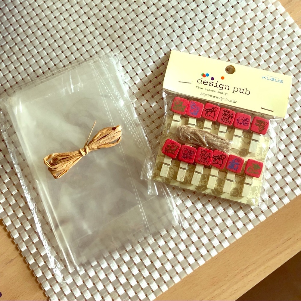 Clips Deco Party 🎈 Gift Wrap Garland Bundle